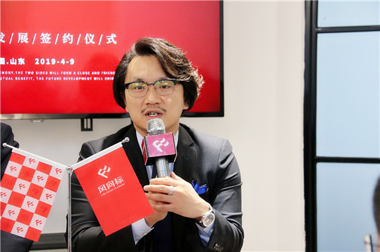2019.4.9 知春再度签约 (6).jpg